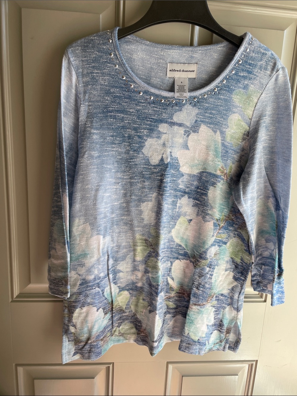 Alfred Dunner Light Blue Floral Scoop-Neck Long Sleeve Top
